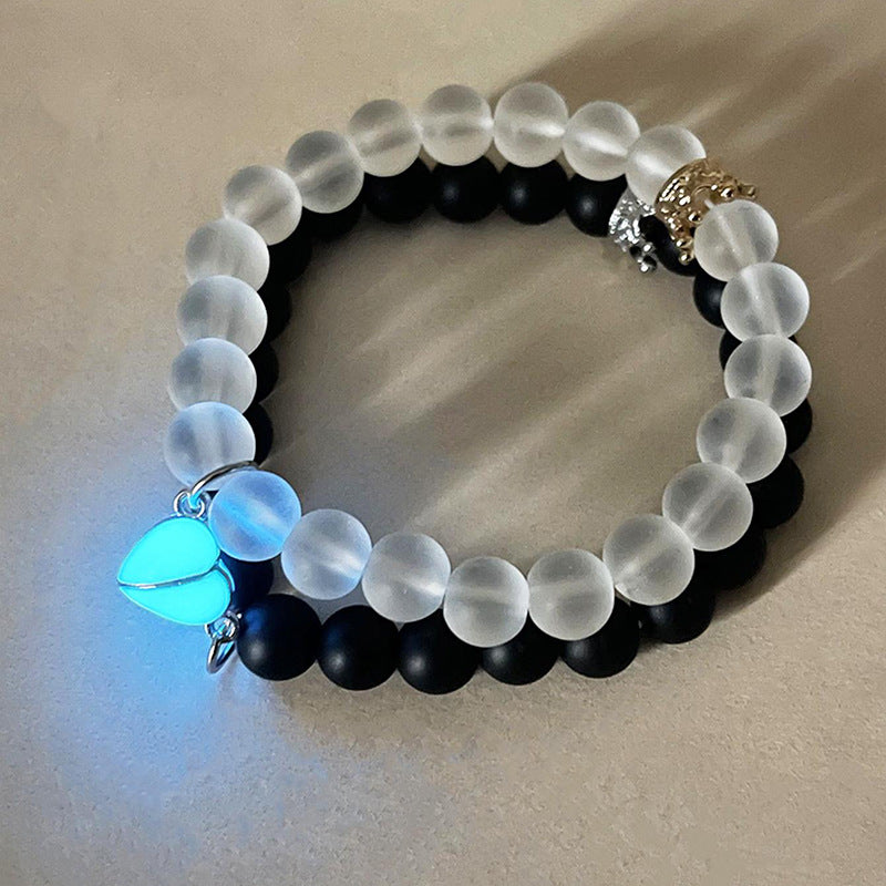 Fashion Jewelry 2Pcs Handmade Crown Beaded Charms Bracelet Luminou Heart Glow in the Dark Couple Bracelet for Lover Men Women Fluorescent Gift