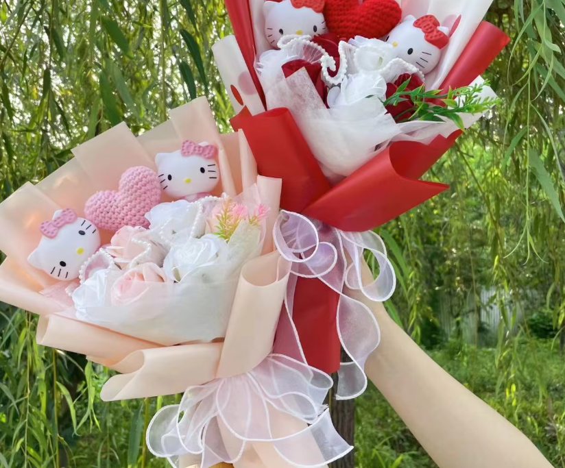 Hello Kitty Dolls with Artificial Flowers bouquet